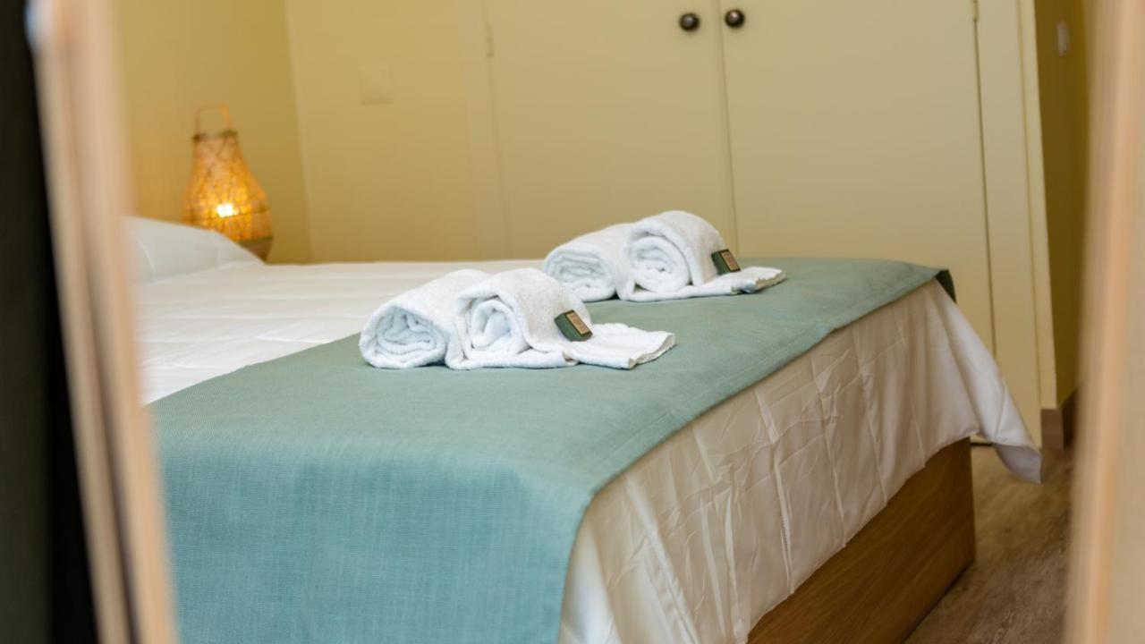 Divine Marina Apartment W/ Pool & Garden By Lovelystay Quarteira Esterno foto